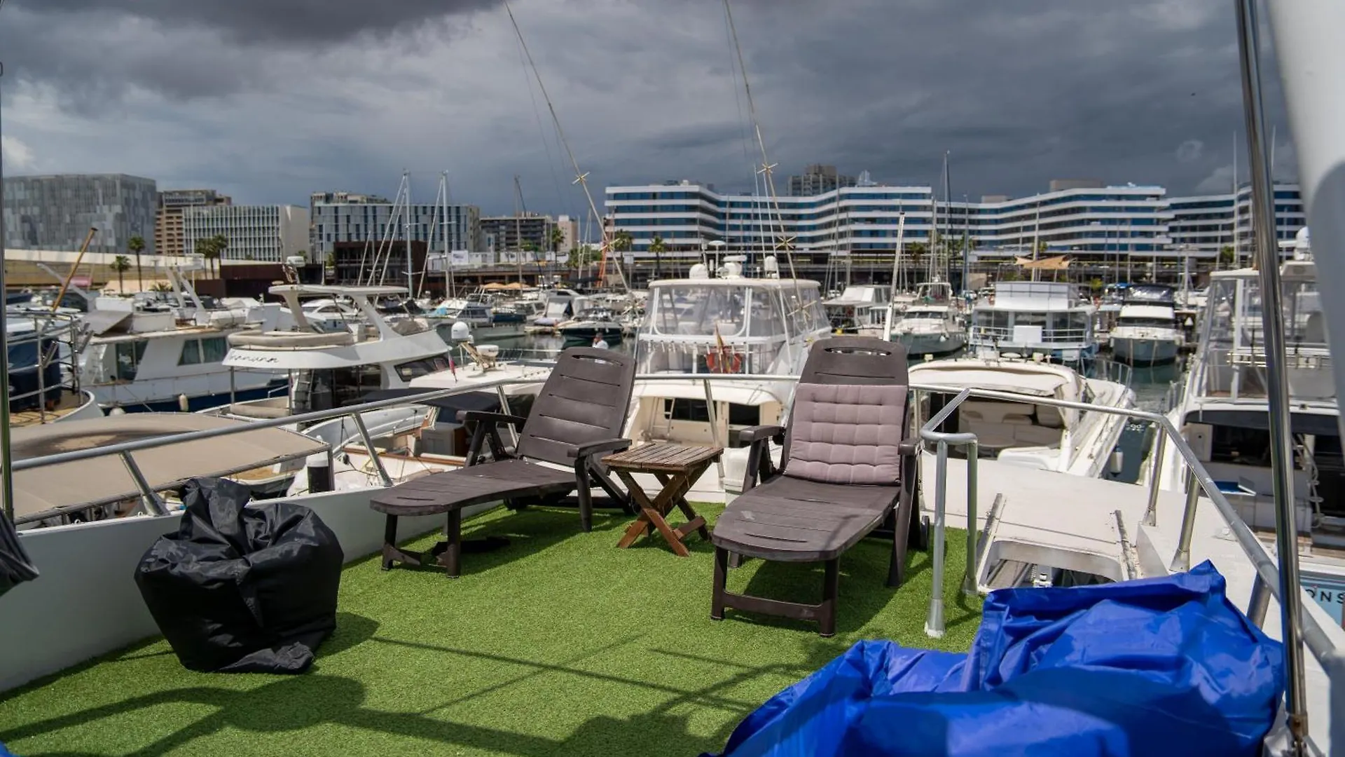 Botel Habitacion Marineria Boat Aloha Barcelona